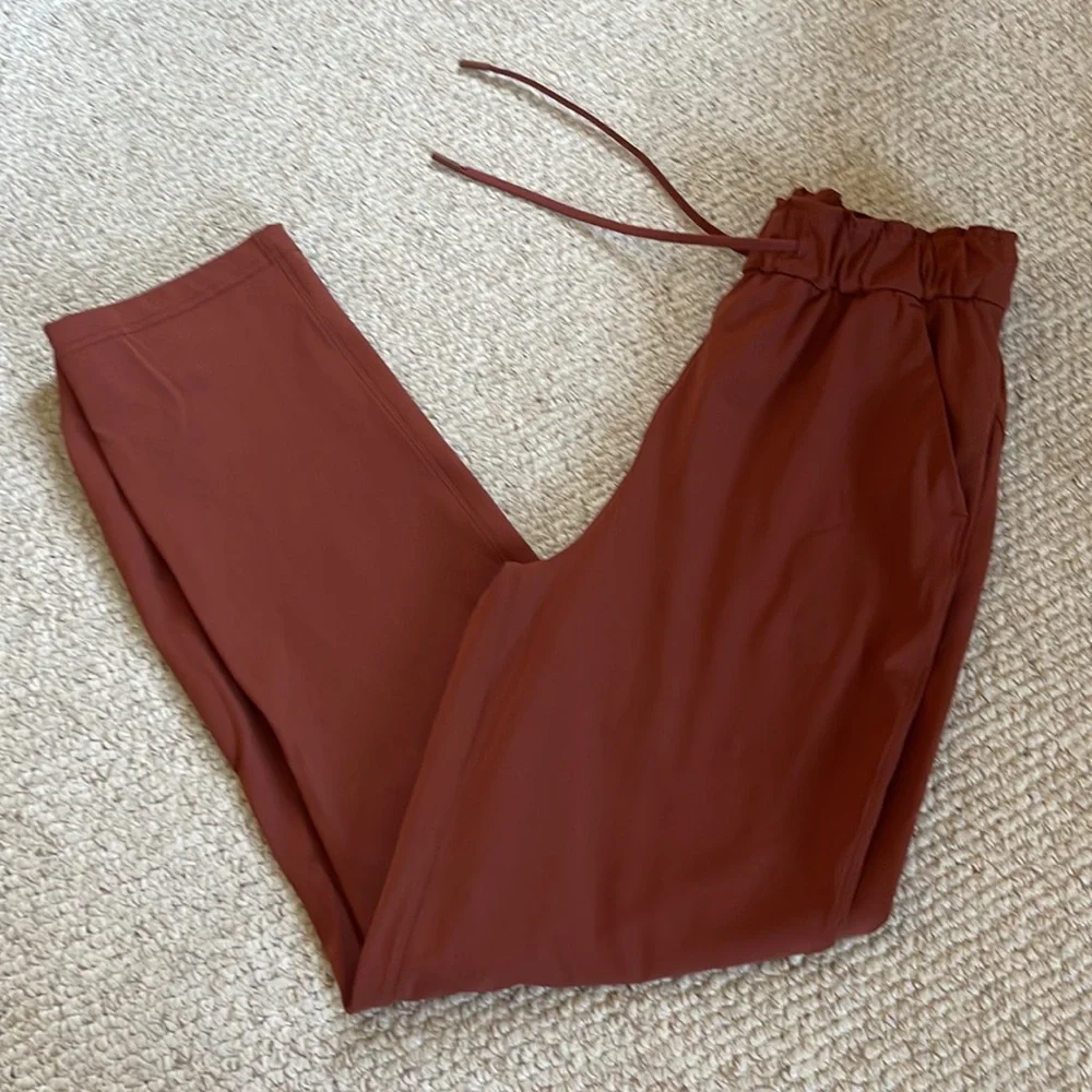 Lululemon Stretch High Rise Pants! - Picture 3 of 5